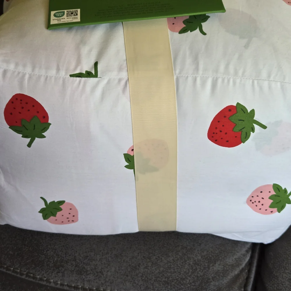 Kate Spade Scattered Strawberry Print Comforter Set